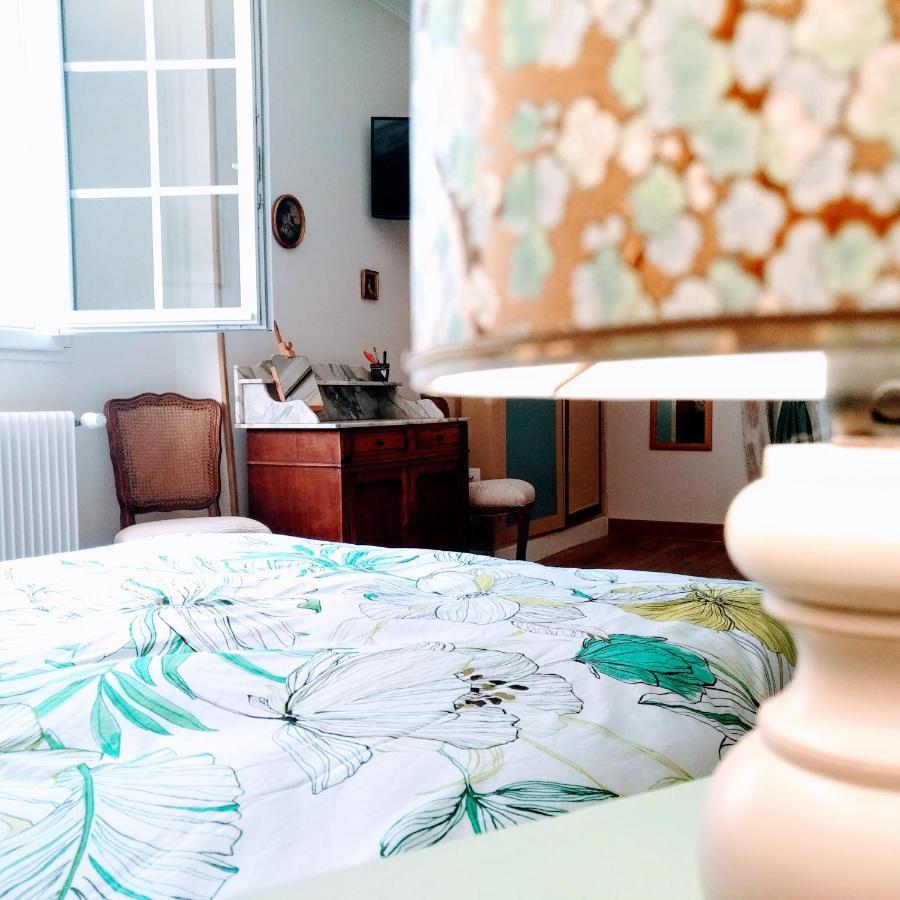 Bed and Breakfast Domaine De La Clef Des Champs Limeray Esterno foto